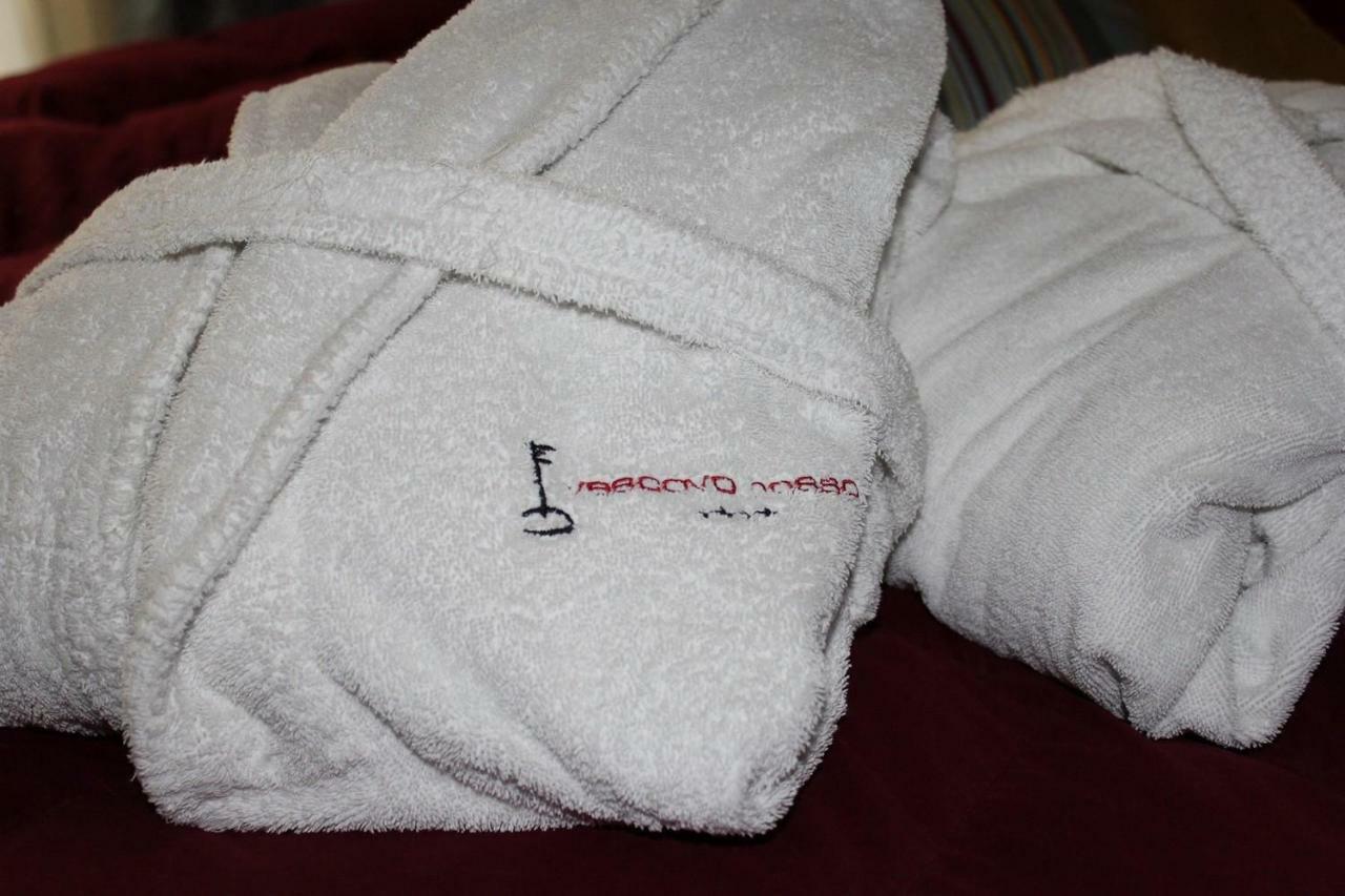 Vescovo Rosso Hotel Cosenza Zewnętrze zdjęcie
