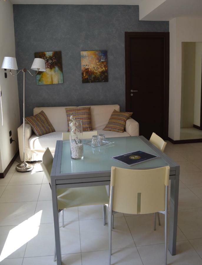 Vescovo Rosso Hotel Cosenza Zewnętrze zdjęcie